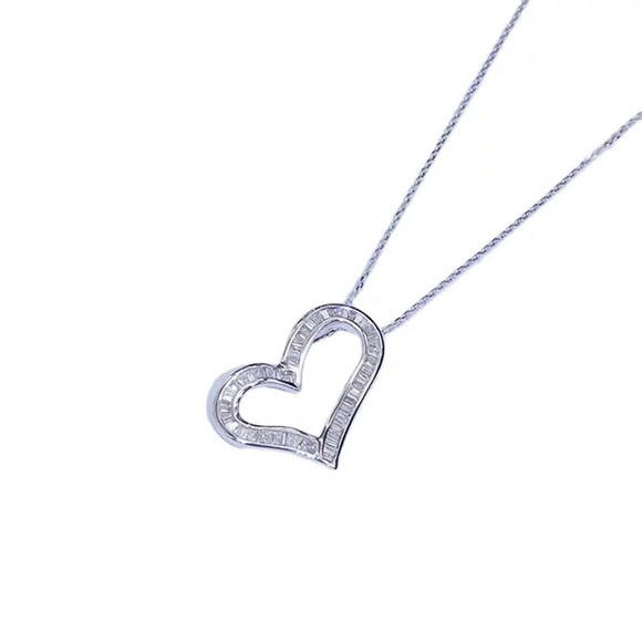New Women’s 925 Silver Heart Pendant Diamond Necklace - Picture 4 of 4